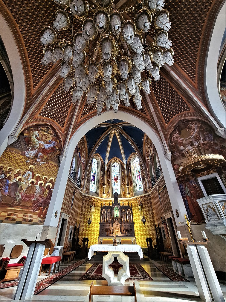 Unutrašnjost crkve Svetog Martina